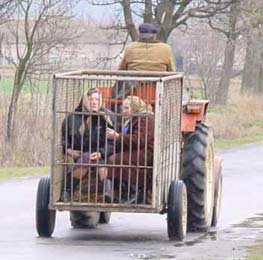 Деревенская маршрутка :)